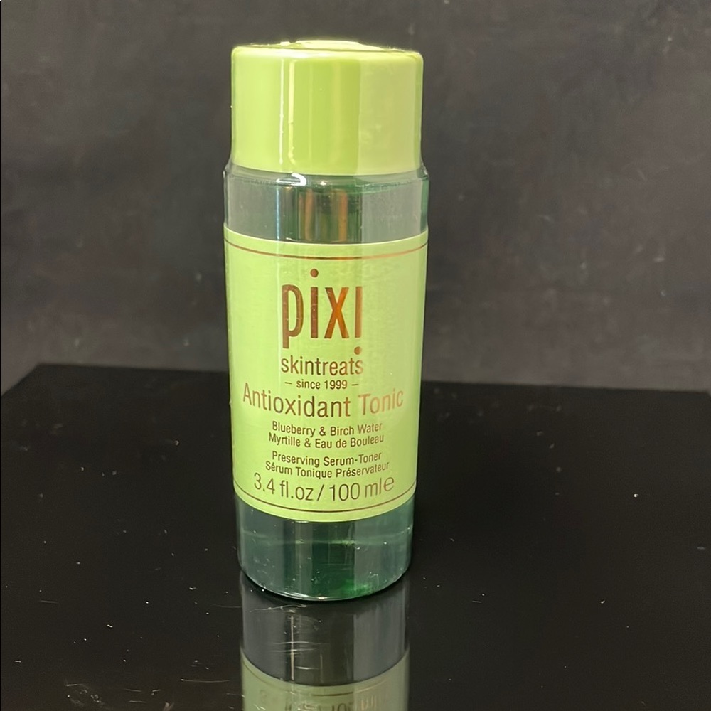 Pixi Skintreats Antioxidant Tonic with Blueberry & Birch Water